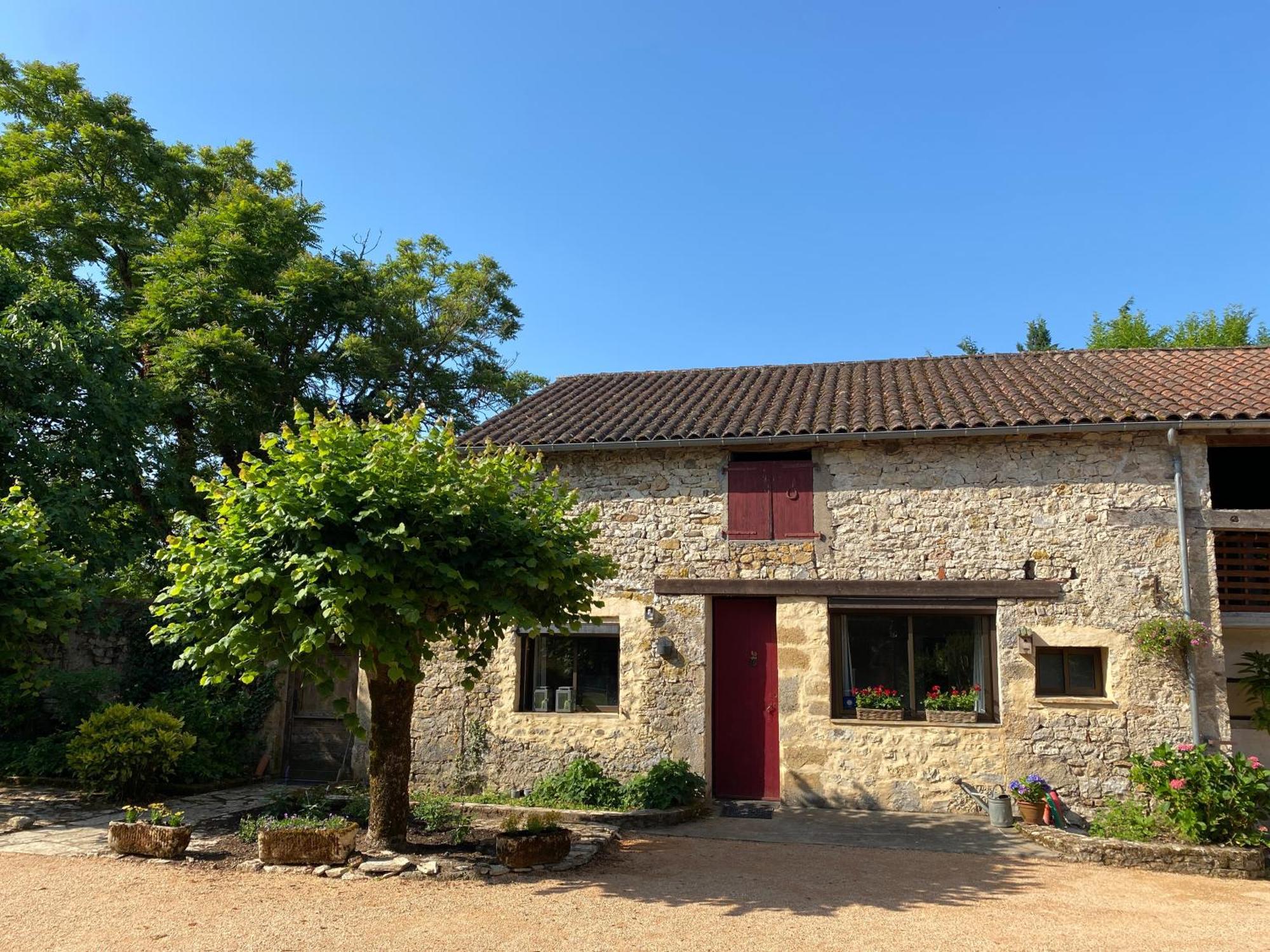 Sfeervol Vakantiehuis Op Landgoed Aan De Dordogne Villa Prudhomat Exteriör bild